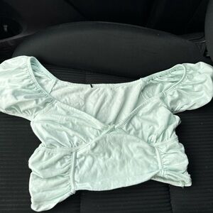 Forever 21 Light Green Puff Sleeve Crop Top